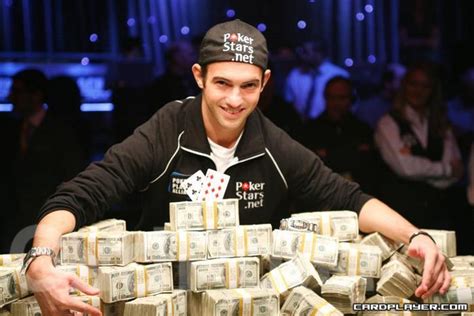 28 Anos Profissional De Poker