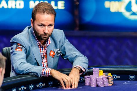 A Pequena Bola De Poker Daniel Negreanu