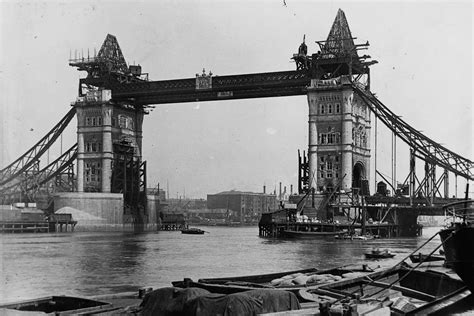 A Ponte De Londres Maquinas De Fenda