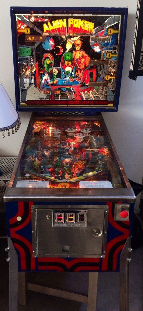 Alien Poker Pinball Preco