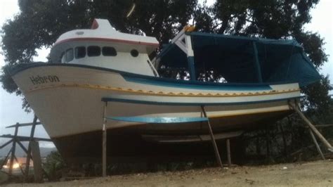 Barco De Pesca De Camarao Sally Maquina De Fenda