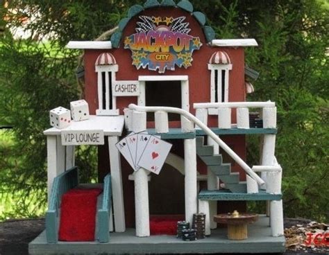 Casino Bird House