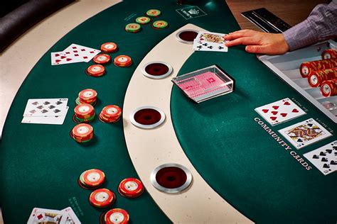 Casino Stud Poker Regras