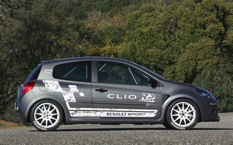 Clio R3 De Fenda