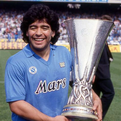 Diego Maradona Champion Novibet