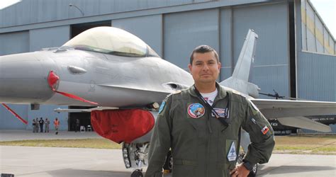 F 16 Piloto De Merda Calcas