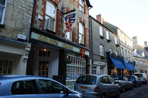 Golden Cross Blackjack Rua Cirencester