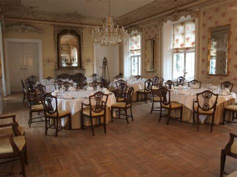 Hvedholm Slot Restaurante Menukort