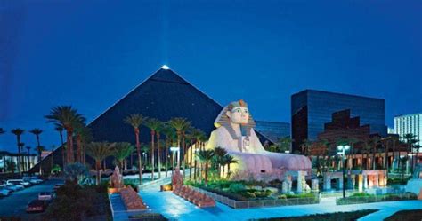 Luxor Casino De Host