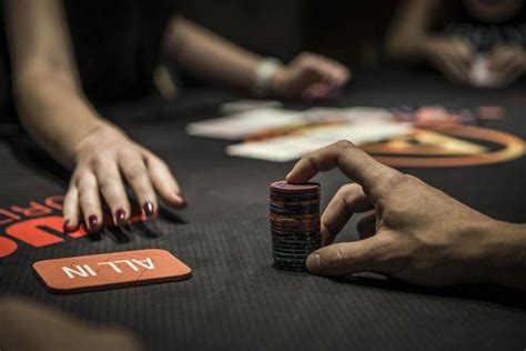 Manteno Veteranos Da Casa De Poker Executar