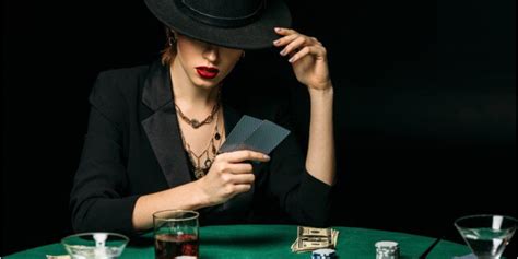 Mujeres De Poker
