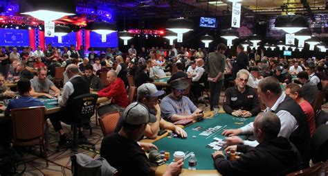 Nova York Free Poker League