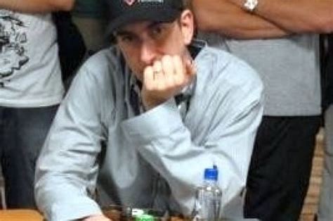 Paulie Nozes Poker
