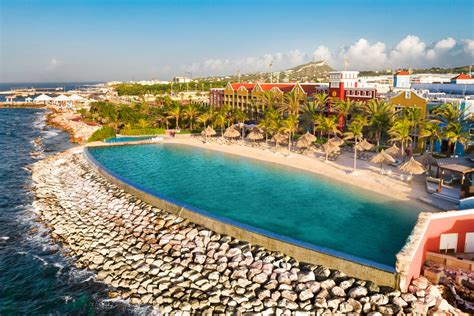 Renaissance Curacao Resort &Amp; Casino Historia