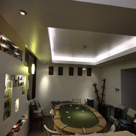 Sala De Poker Le Maestria Das Velas Parma