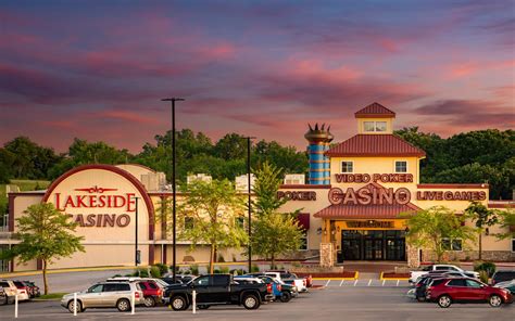 Terrivel Lago De Casino Parque De Estacionamento Osceola Ia