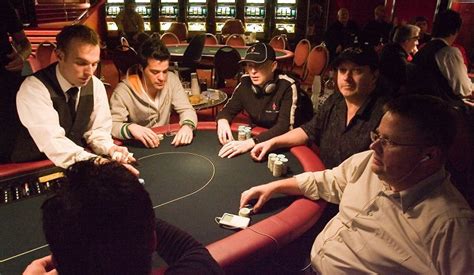 Toronto Metro De Salas De Poker