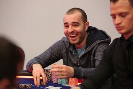 Vladimir Velikov Poker